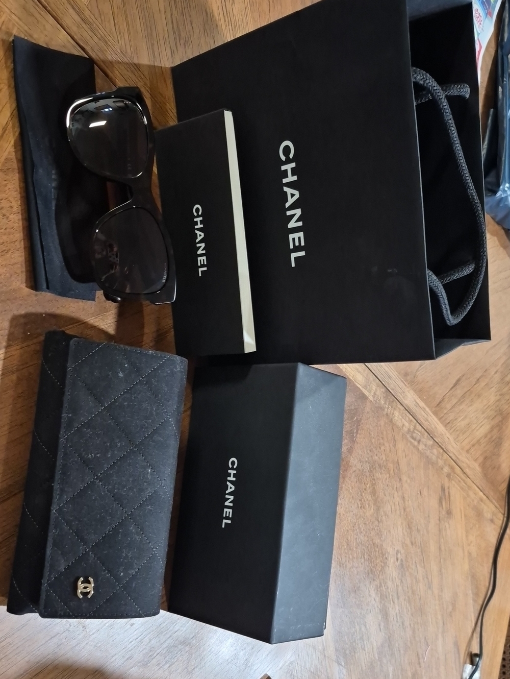 CHANEL Classic dark tortoiseshell Sunglasses with Gold CC Detail